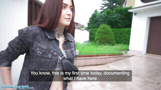 Public Agent - Tabitha Poison a tetkós tini bula