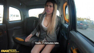 Fake Taxi - Macarena Lewis a taxiban közösül