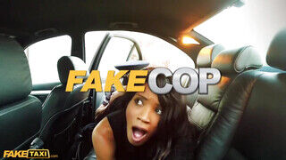 Fake Taxi - Bianca Finnish a hátsó ülésen baszik