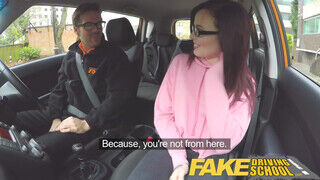 Fake Driving School - amerikai bige megkúrva