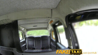 FakeTaxi - Megan Clara a gigantikus kannás tini