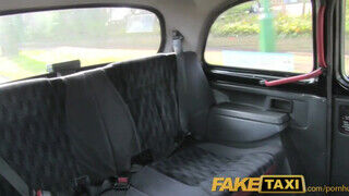 FakeTaxi - Világos Szőke nőci megdöngetve
