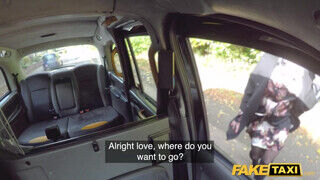 Fake Taxi - Elizabeth Romanova a csinos világos szőke milf