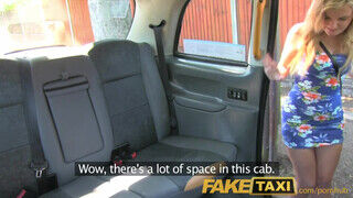 FakeTaxi - kanadai lány picike szűk puncija