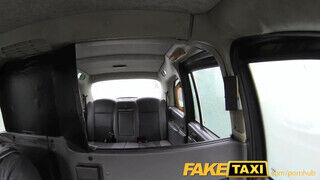 FakeTaxi - csoki pipi szűk muffja