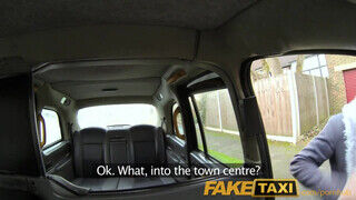 FakeTaxi - cseh szuka széttárja a lábait és mindent enged