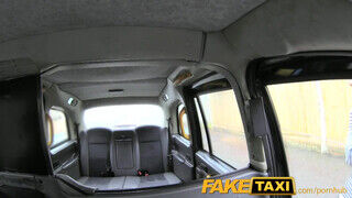 FakeTaxi - csábító világos szőke keményen popóba téve
