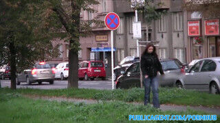 PublicAgent - Óriás csöcsű cseh csajszi