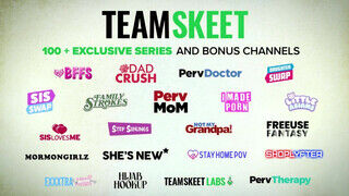 Termetes cickós tini csaj casting forgatás szexelése - She's New