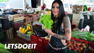 Fekete bige melina zapata felvett mély dugásra érett puncijába - kolumbiai milf