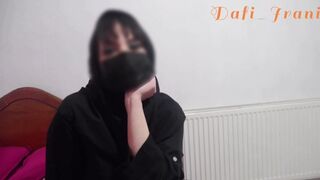 Fullos titkárnő felizgatja a főnökét, és vad baszás lesz a vége