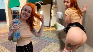 Felcsíptem egy lányt és megbasztam egy nyilvános wc-ben!