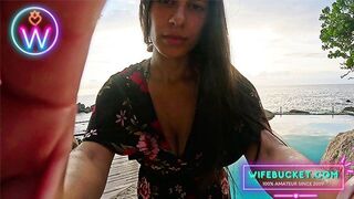 WifeBucket Vágyai - Finom MILF Lovagol a Naplementében Gigászi Mellekkel és Szenvedéllyel